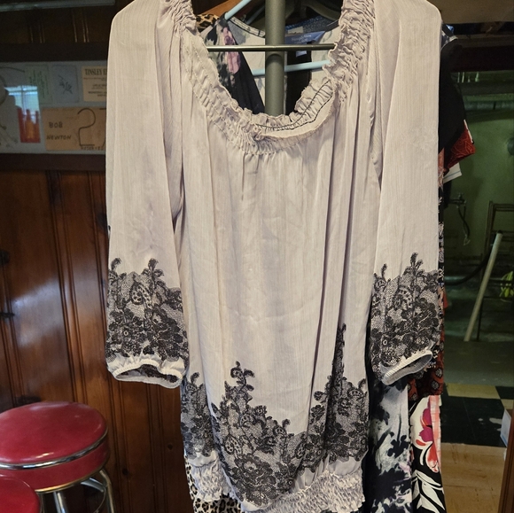 Maurices gray black lace sheer top blouse shirt misses size large NWOT - Picture 6 of 10